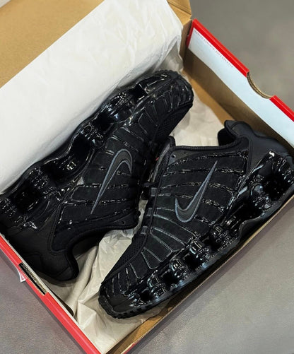 Nike Shox Noir