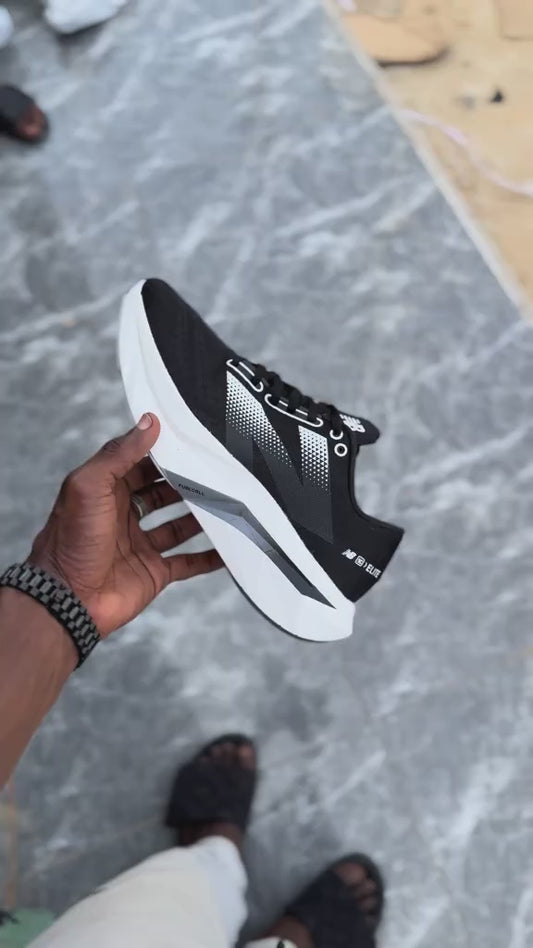 New Balance FuelCell Rebel v4